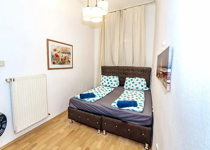 Family Rooms - 7 Minutes To Schoenbrunn Palace